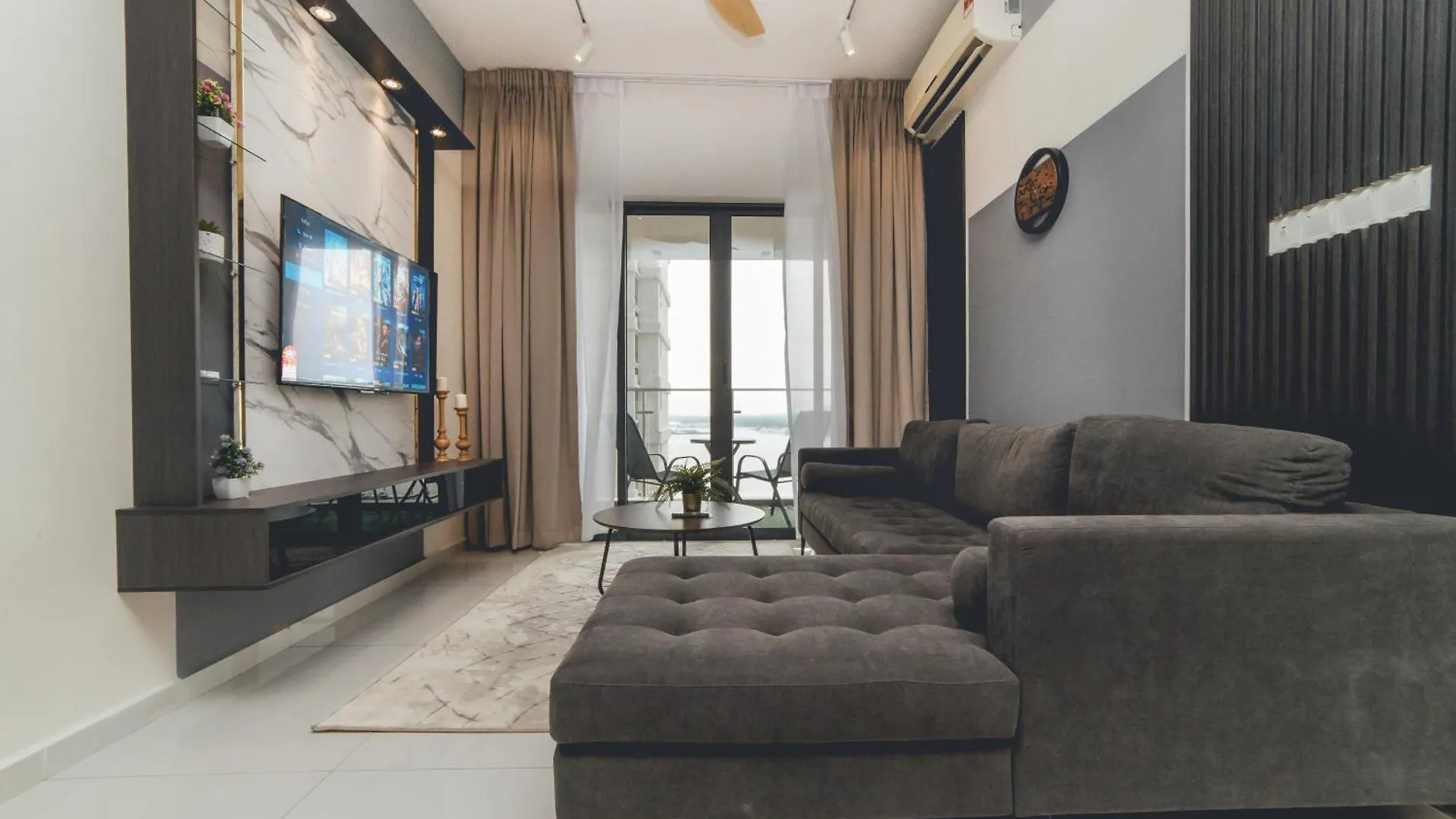 Bay Laurel Luxe Highfloor 2Br 4Pax Seaview By Our Stay Johor Bahru